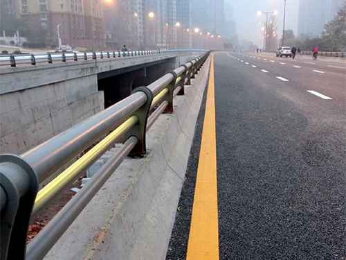 常州道路防撞护栏.jpg