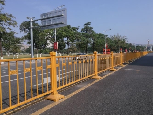 常州城市道路护栏被破坏的原因